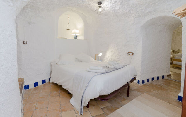 Cueva de Lindaraja - Photo 14